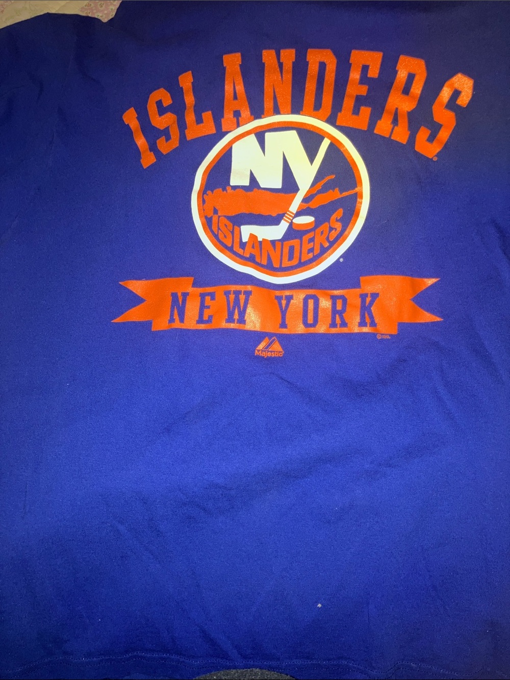 Majestic NHL New York Islanders ,NWOT, XL t shirt ,blue